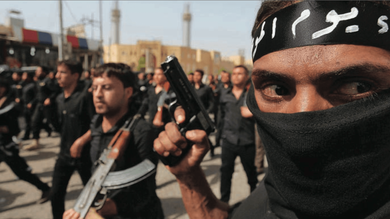 Shias and Sunnis are being rallied to prevent ISIS from destroying the country. (Reuters)