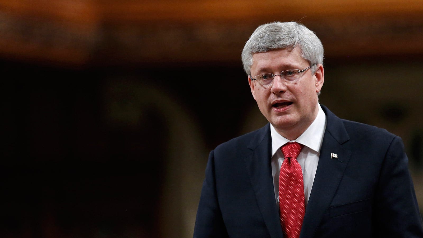 Canada's PM Harper outlines his government's plan to participate in a military campaign against Islamic State militants