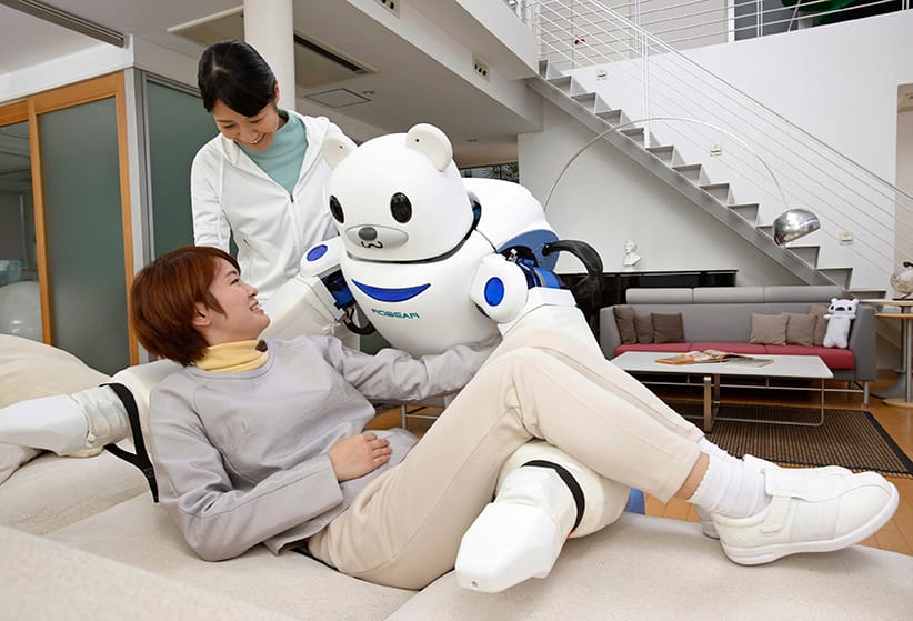 The world’s aging population could one day have robotic nursing—in the shape of a friendly bear. Two Japanese companies have joined forces to help make up the shortfall in human carers which will occur as the population ages.
(Ferrari Press Agency/CP)