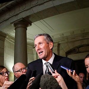 Stephen Harper's last heroes take aim at provincial power