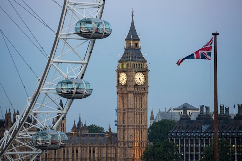 The Houses of Parliament seen from the Royal Festival Hall, in London, Britain June 24, 2016. REUTERS/Rob Stothard/Pool - RTX2HWGB