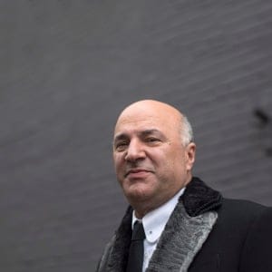 Newly announced Federal Conservative leadership candidate Kevin O'Leary leaves a television studio following an interview in Toronto on Wednesday January 18, 2017. (Chris Young/CP)