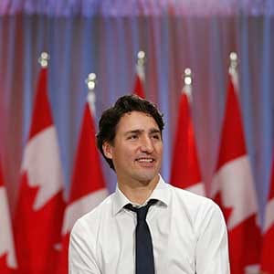 Canada's Prime Minister Justin Trudeau takes part in a town hall with high school students in Ottawa, Ontario, Canada, November 3, 2016. (Chris Wattie/Reuters)