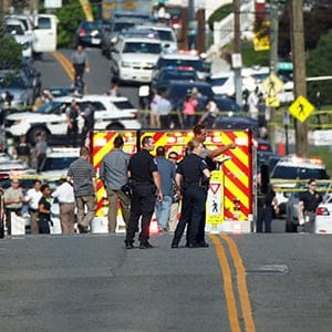 Police investigate a shooting scene after a gunman opened fire on Republican members of Congress during a baseball practice near Washington in Alexandria, Virginia, June 14, 2017. (Joshua Roberts/REUTERS)