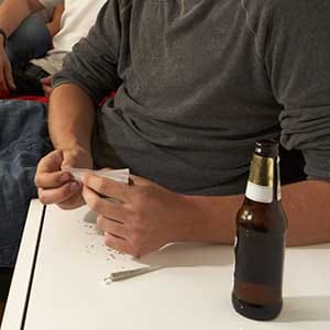 SEPT27_GEDDES_MARIJUANA_FEATURE
