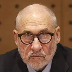 Nobel prize-winning US economist Joseph Stiglitz looks on as he presides a "Commission on the value of the climate action" at the Agence française de developpement (AFD) in Paris on January 31, 2017. / AFP / JACQUES DEMARTHON (Photo credit should read JACQUES DEMARTHON/AFP/Getty Images)