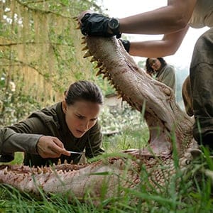 Left to right: Natalie Portman and Tessa Thompson in Annihilation. (Peter Mountain/Paramount Pictures/Skydance)