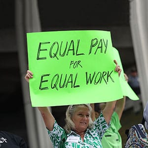 Kathleen Van Schalkwyk (L) joins with other protesters to ask that woman be given the chance to have equal pay as their male co-workers on March 14, 2017 in Fort Lauderdale, Florida. The protest was held as the legislation in the state of Florida looks at passing the Helen Gordon Davis fair pay protection act that would strengthen state laws in terms of equal pay. ( Joe Raedle/Getty Images)