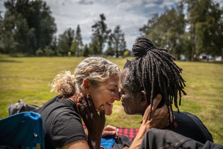 Arps (left) and Harris fell for each other online, but COVID-19 kept them from meeting in real life—until they learned about the Peace Arch Park (Photograph by David Tesinsky)