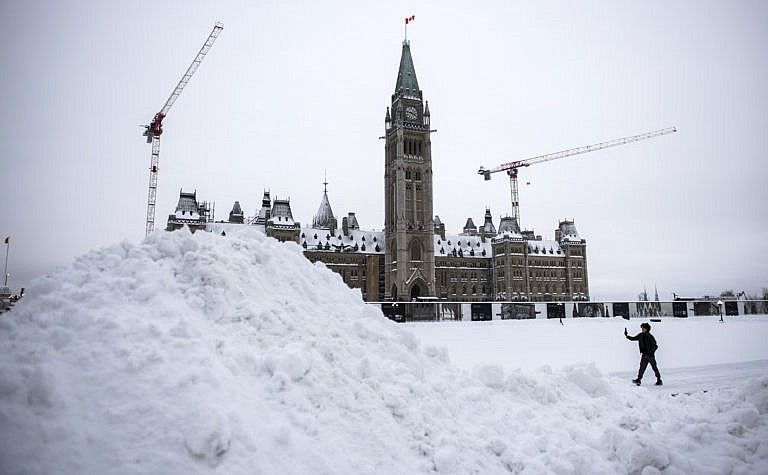 Parliament Hill’s Centre Block in Ottawa, Jan. 17, 2022. (Justin Tang/The Canadian Press)