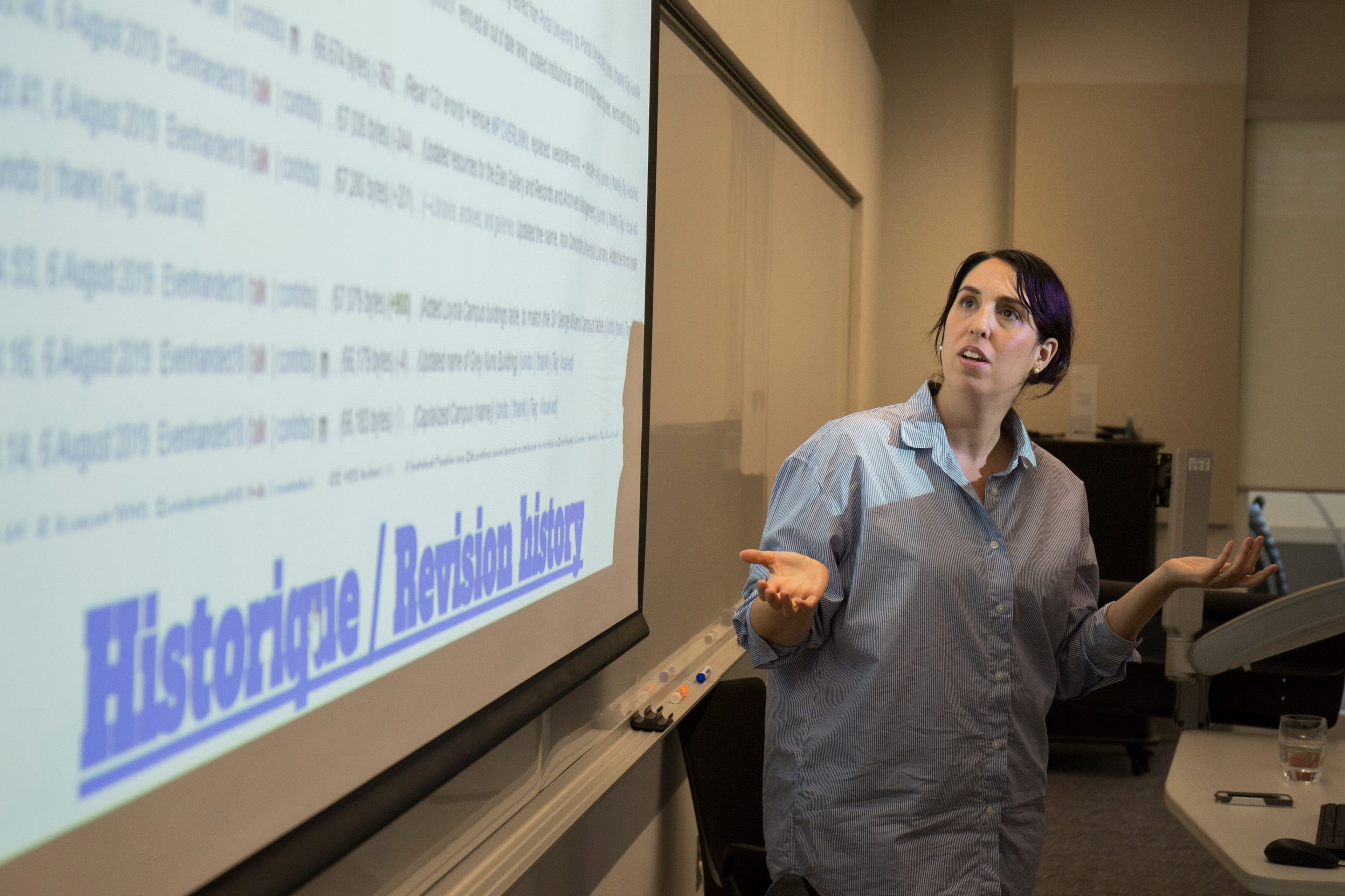 Berson leads a workshop about Wikipedia at Concordia. Students learn to read and edit Wikipedia pages and uncover contributors’ biases.(Photograph by Nasuna Stuart-Ulin)