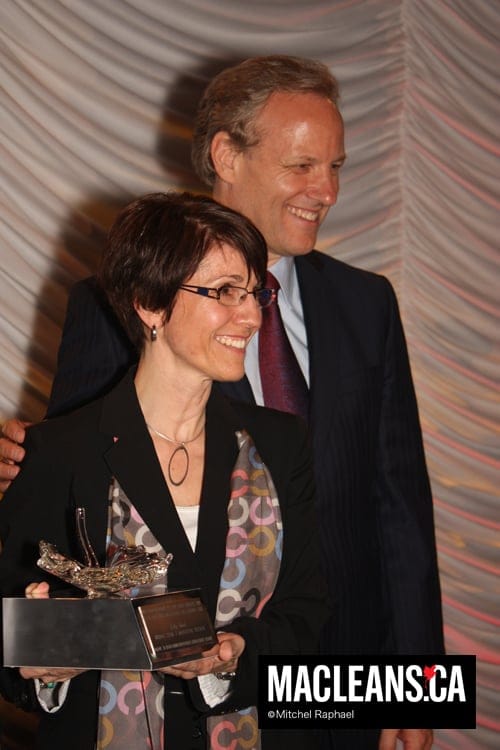 Kelly Block accepts the award for “Rising Star”