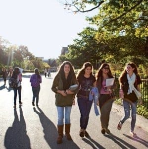 HAMILTON, Ont. (18/09/13) - McMaster University. Life on campus.