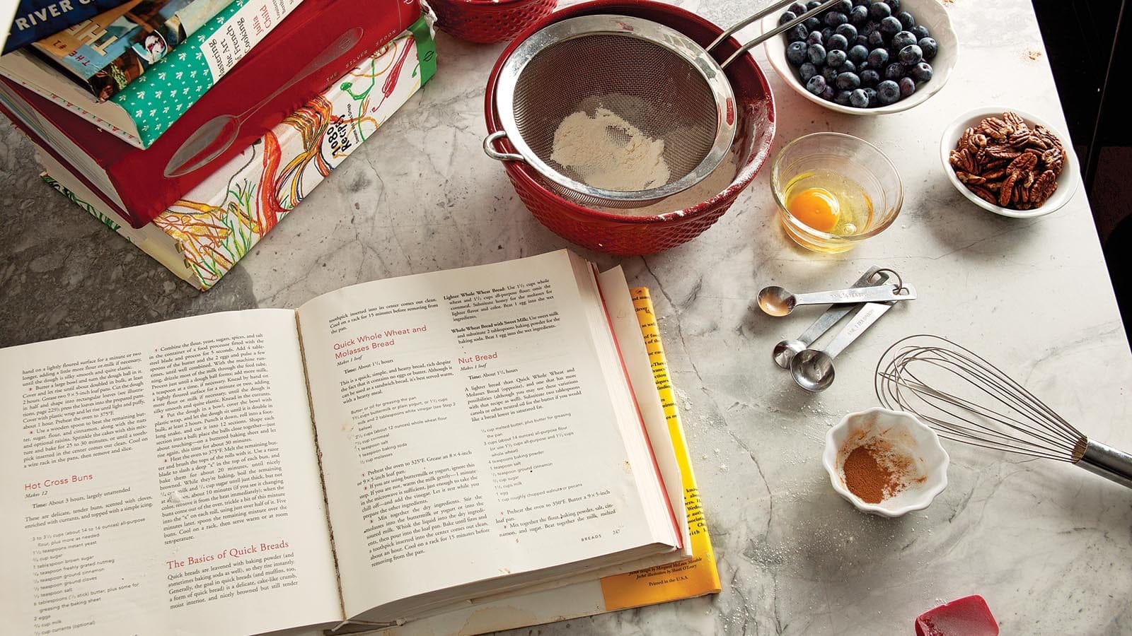 MAC14_COOKBOOK_STORE_CAROUSEL01