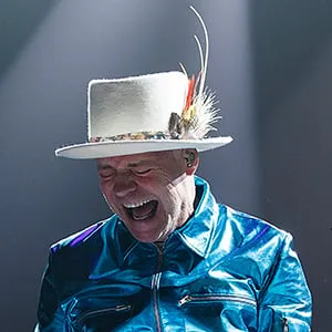 Gord Downie of The Tragically Hip performs onstage during their 'Man Machine Poem Tour' at Rogers Arena on July 24, 2016 in Vancouver, Canada. (Andrew Chin/Getty Images)