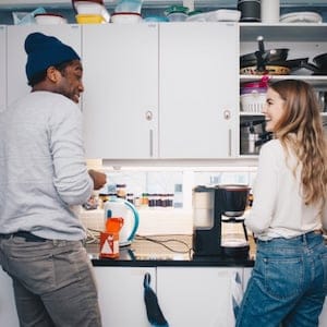 Here are 9 student financial tips to help save this year.