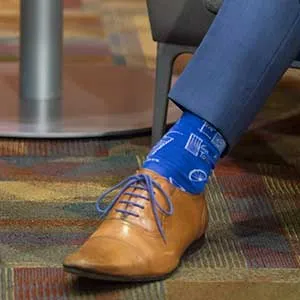 Prime Minister wasn't the only one in fancy footwear at this recent meeting with another Canadian leader. (Darryl Dyck/CP)