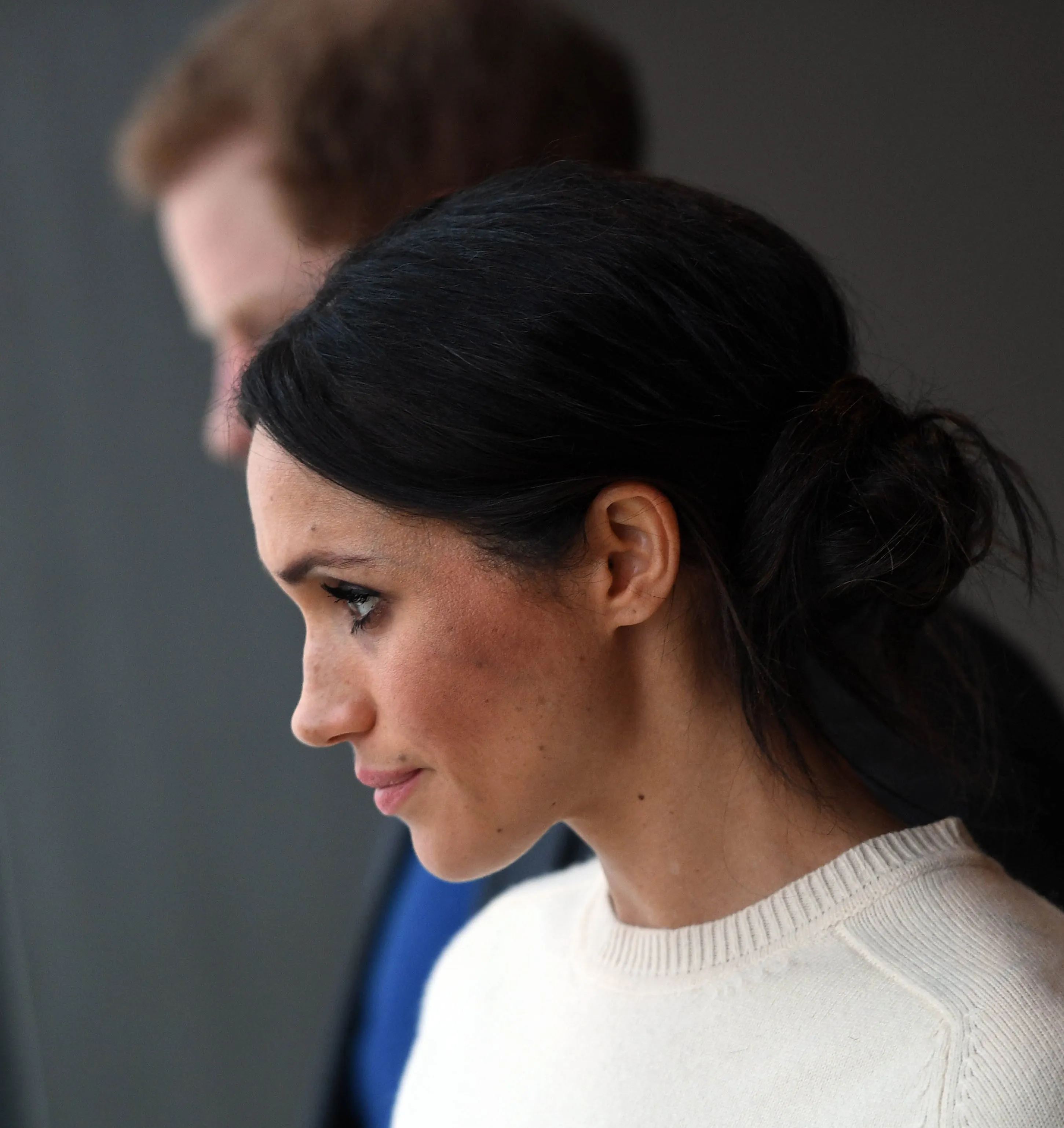 BELFAST, NORTHERN IRELAND - MARCH 23: Prince Harry and Meghan Markle during a visit to Titanic Belfast maritime museum on March 23, 2018 in Belfast, Nothern Ireland. (Photo by Andrew Parsons - Pool/Getty Images)