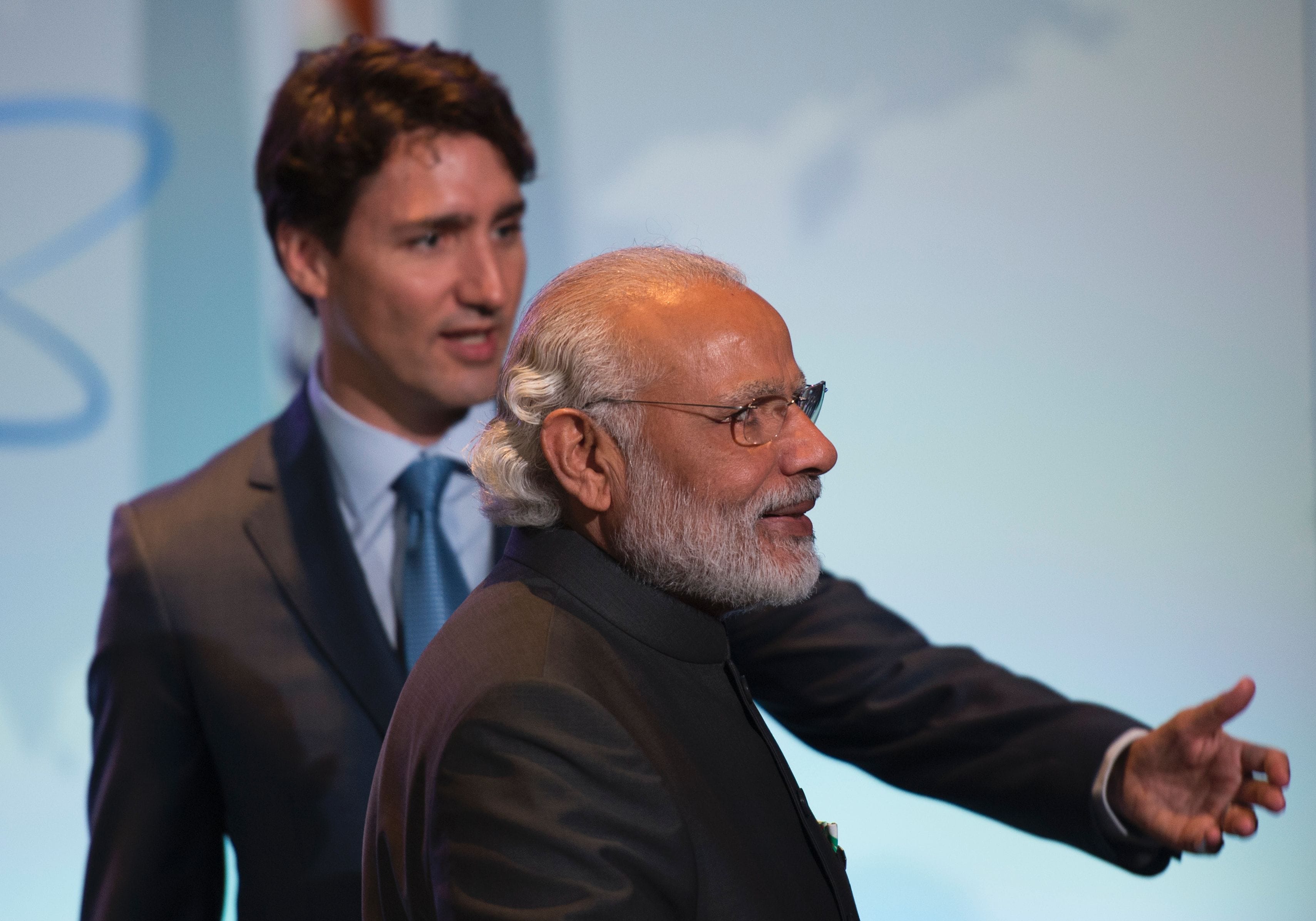 Canadian Prime Minister Justin Trudeau introduces Indian Prime Minister Narendra Modi to his staff at a bilateral meeting during the 2016 Nuclear Security Summit in Washington, DC, April 1, 2016. (Andrew Caballero-Reynolds/AFP/Getty Images)