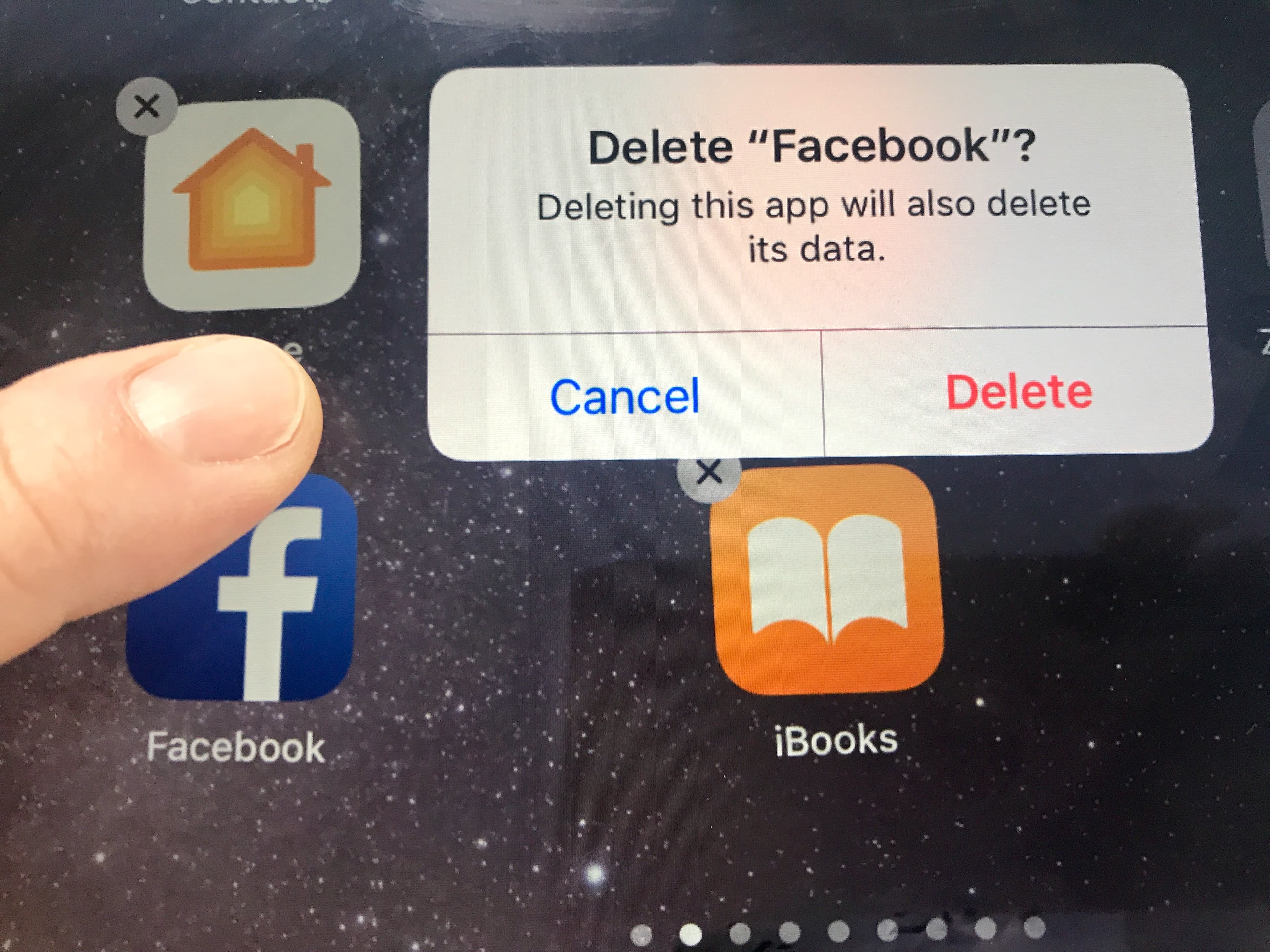 Why social media has taken over your life—and you need to sign off now