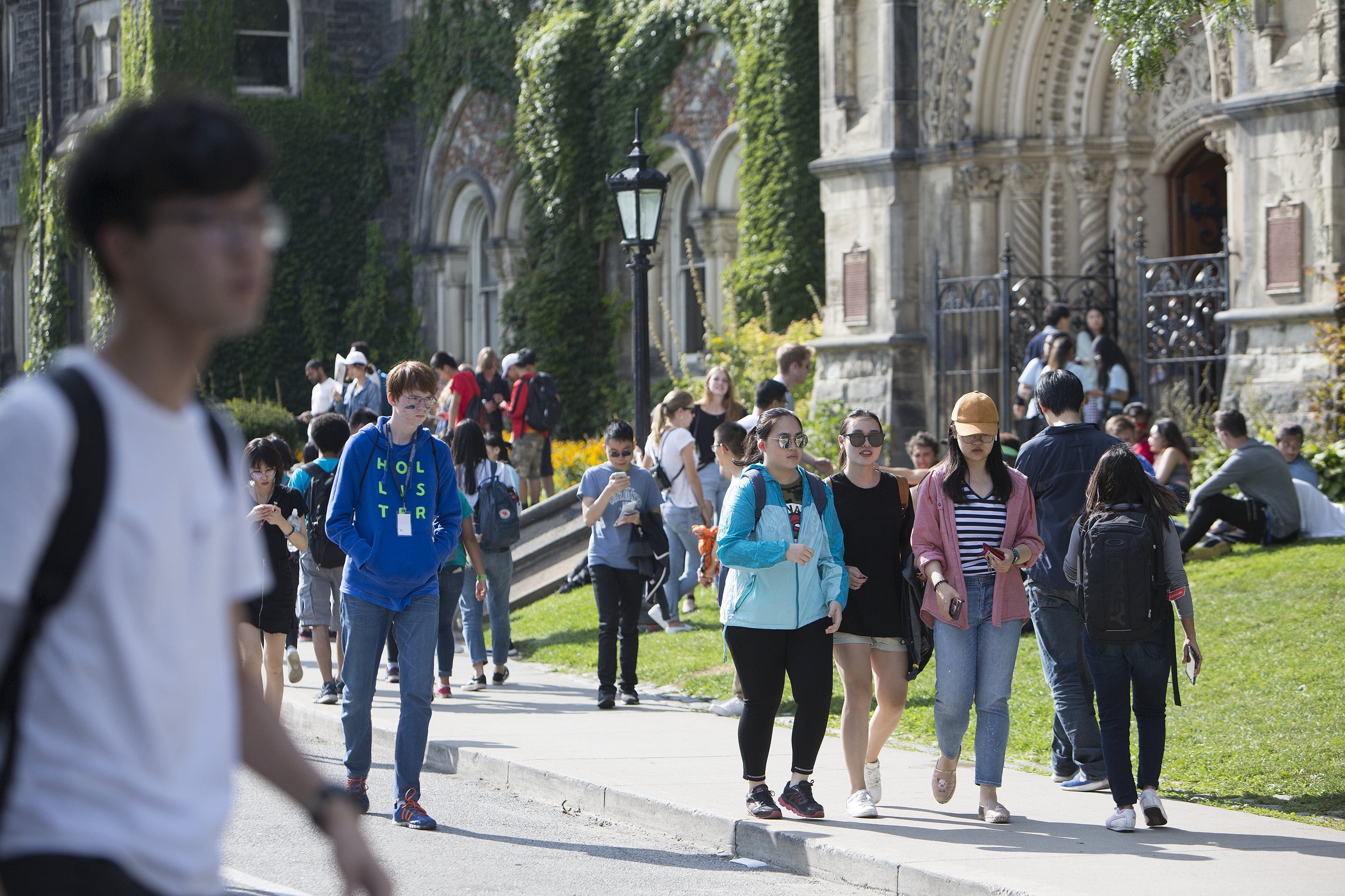University of Toronto students walk on campus during the first week of the 2017 school year. (Photograph by Della Rollins)