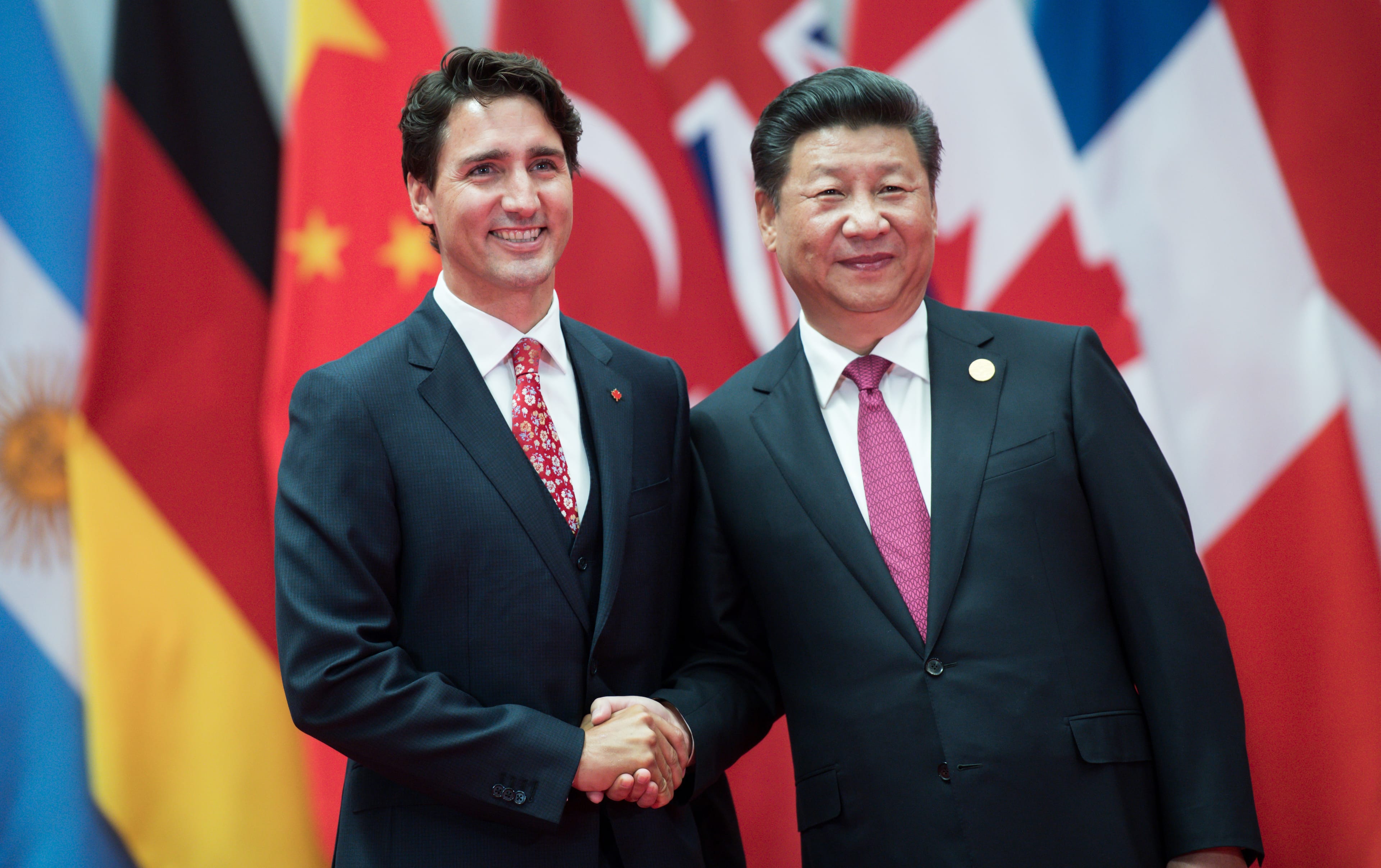 Justin Trudeau is welcomed to the 2016 G20 summit by Chinese President Xi Jinping. (Bernd von Jutrczenka/picture alliance via Getty Images)