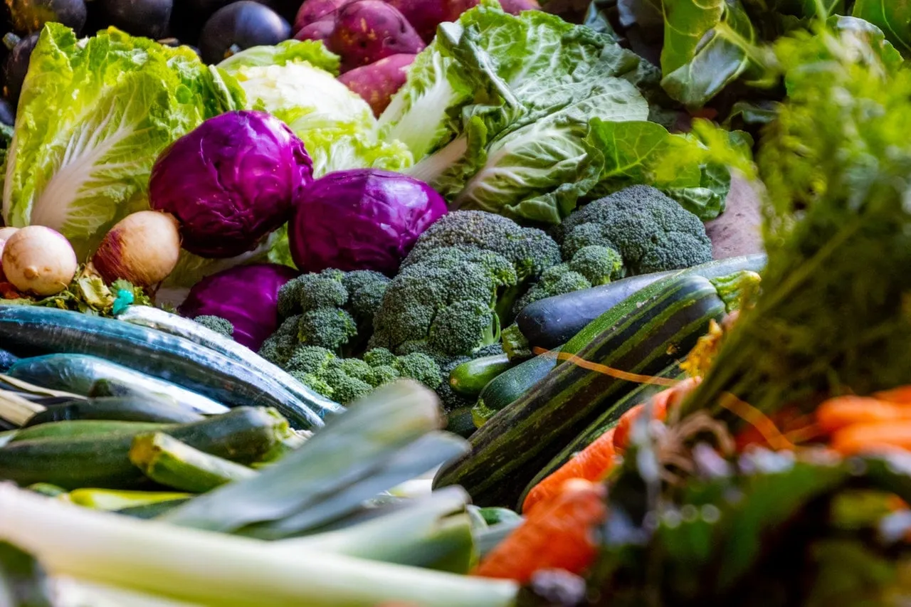 zucchini, cabbage, broccoli, vegetables