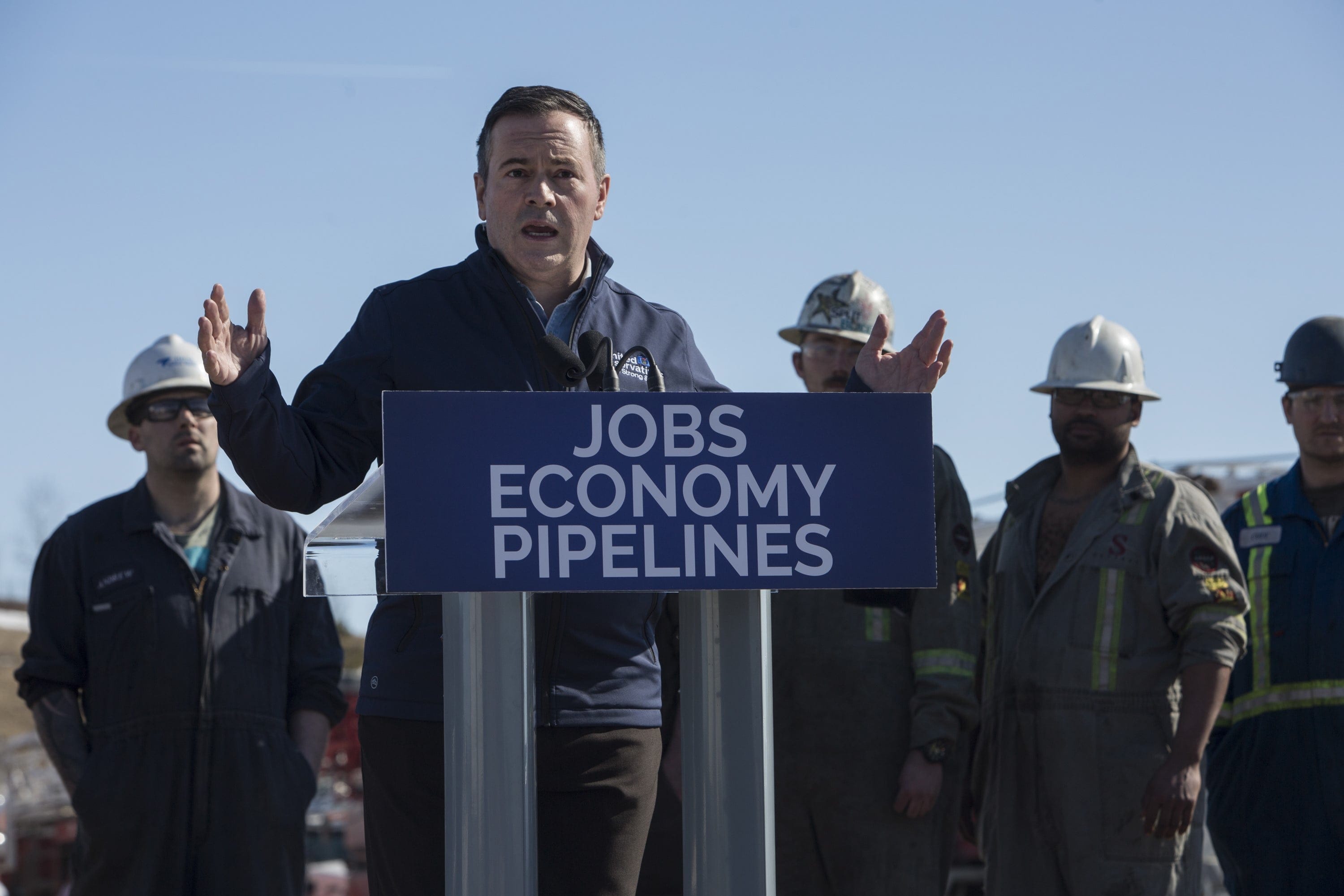 Kenney campaigning in Leduc, Alta. last week (Amber Bracken/CP)