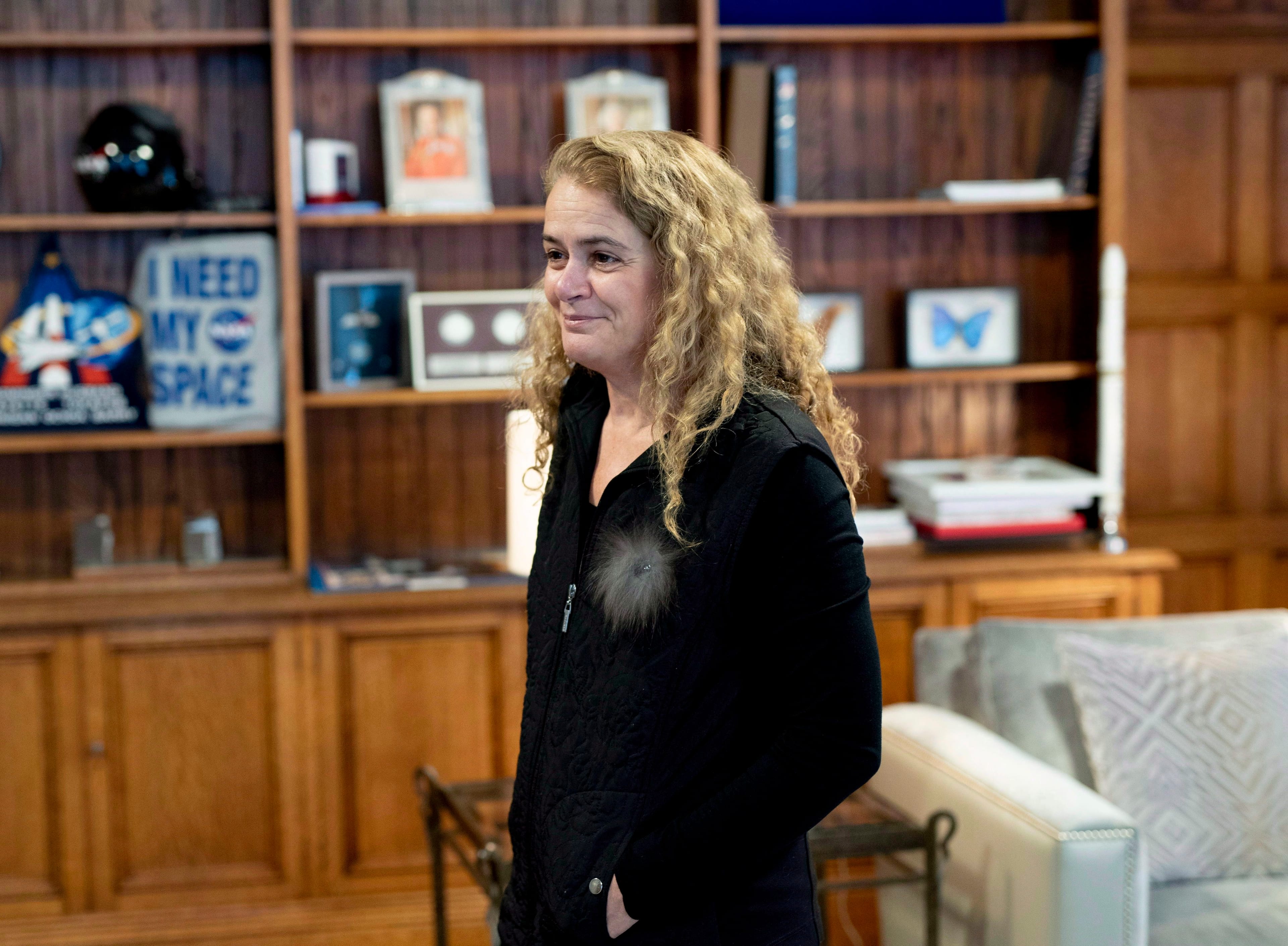 Governor General Julie Payette stands in her office at Rideau Hall in Ottawa on Dec. 11, 2018. (CP/Justin Tang)