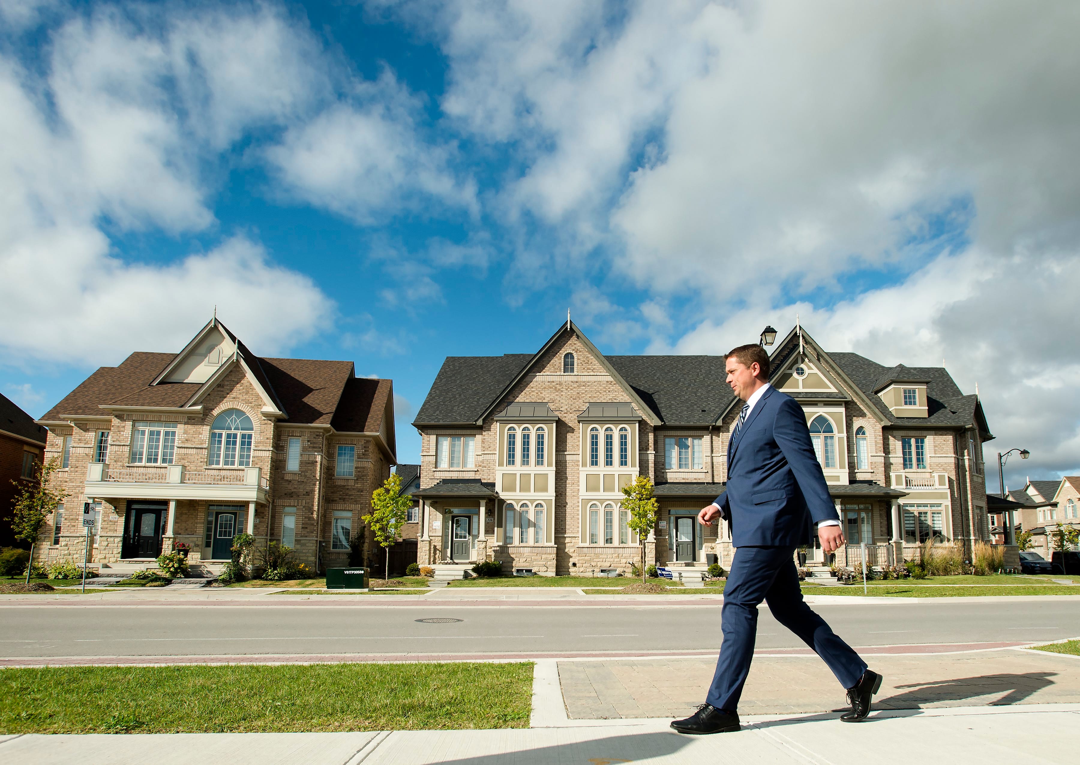 Federal Conservative leader Andrew Scheer makes a campaign stop in Vaughan, Ont., on Monday, September 23, 2019. (Nathan Denette/CP)