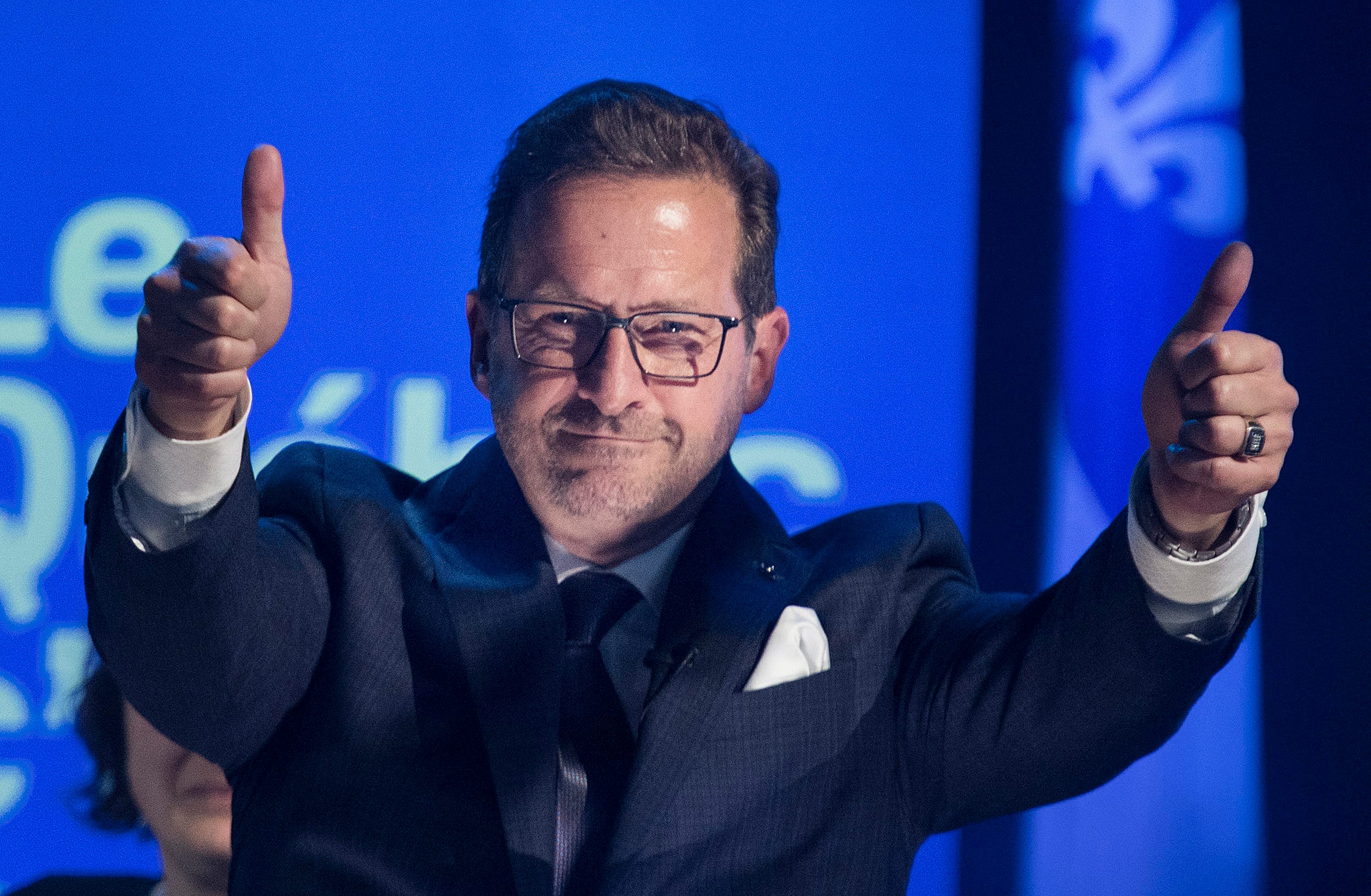 Blanchet speaks to supporters on election night in Montreal (Graham Hughes/CP)
