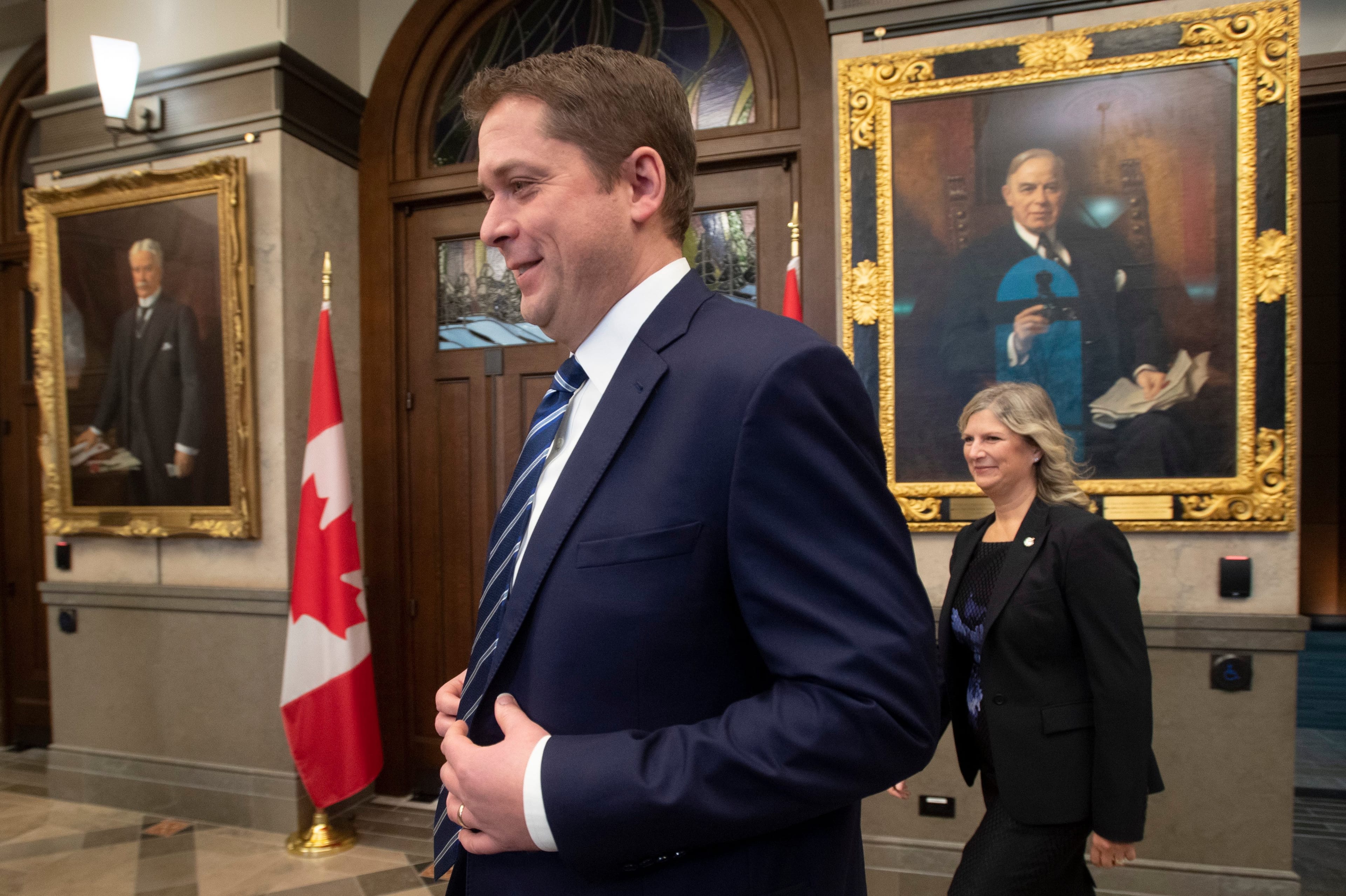 Scheer enters the foyer of the House of Commons to speak with the media on Nov. 28, 2019 in Ottawa (THE CANADIAN PRESS/Adrian Wyld)