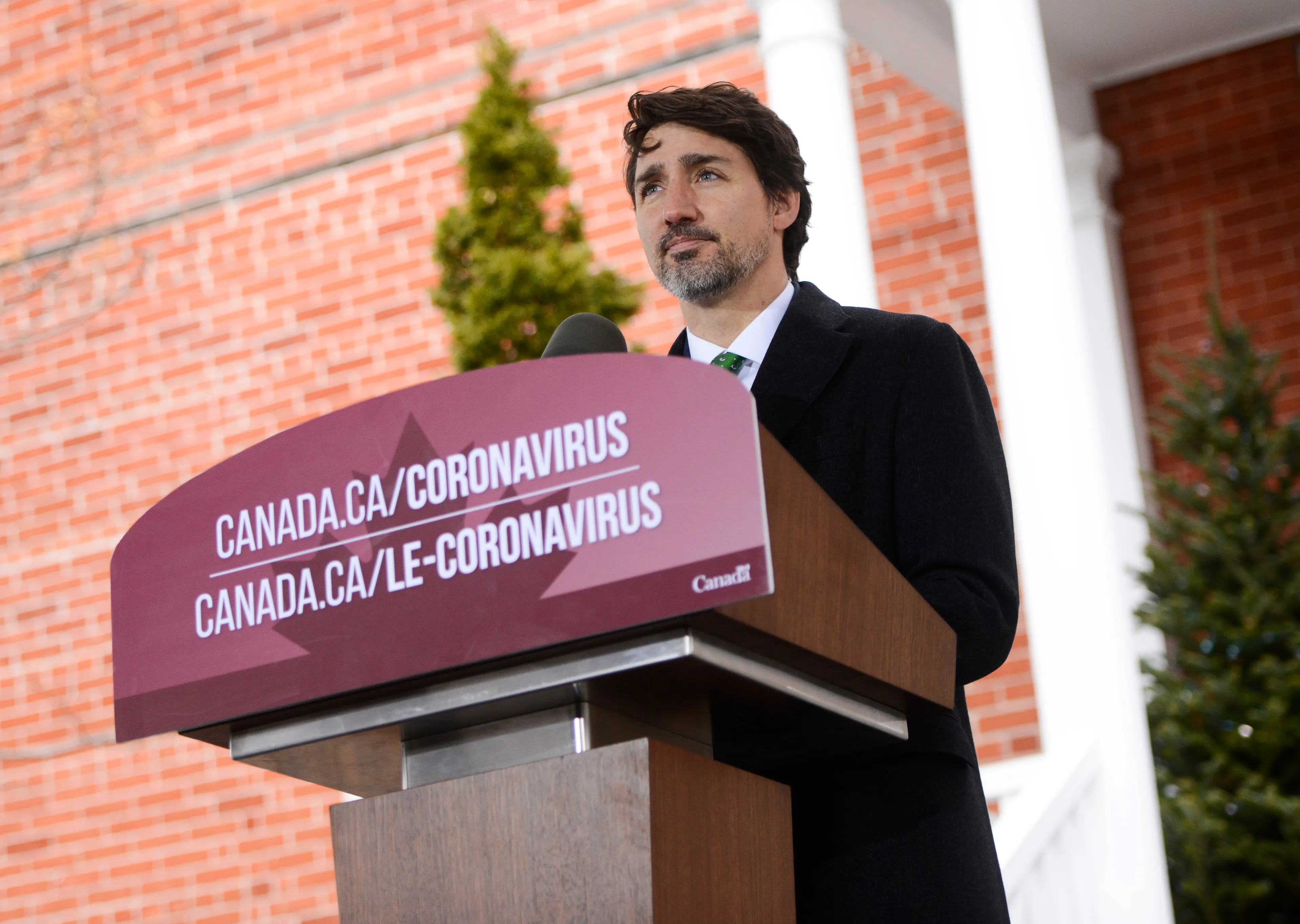 Prime Minister Justin Trudeau addresses Canadians on the COVID-19 pandemic from Rideau Cottage in Ottawa on Tuesday, March 31, 2020. THE CANADIAN PRESS/Sean Kilpatrick
