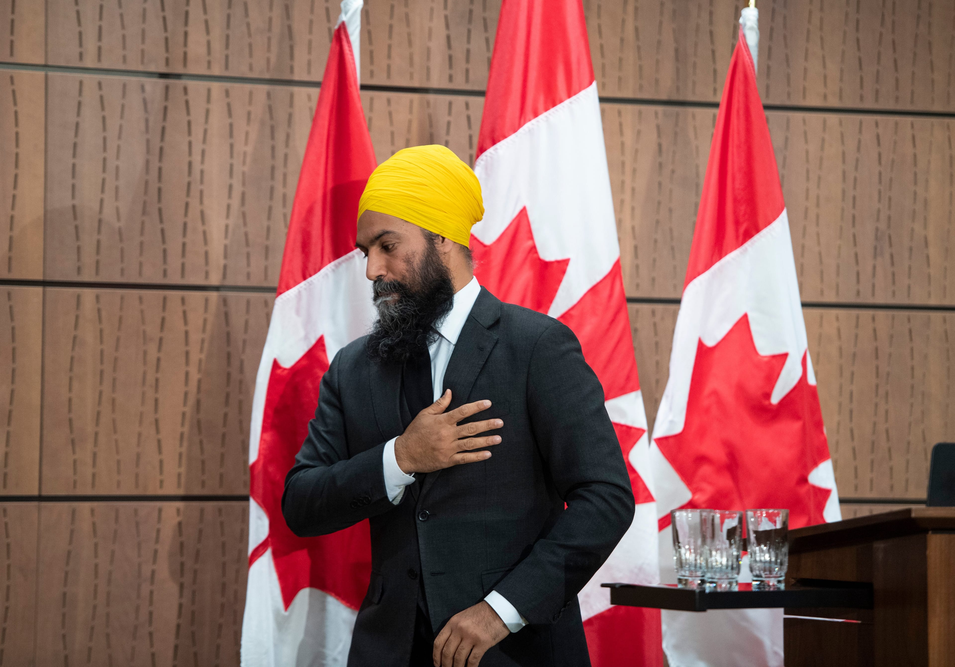 NDP Leader Jagmeet Singh leaves after participating in a news conference, after he was ordered removed from the House of Commons for calling another MP racist, on Parliament Hill in Ottawa, on Jun. 17, 2020. (Justin Tang/CP)