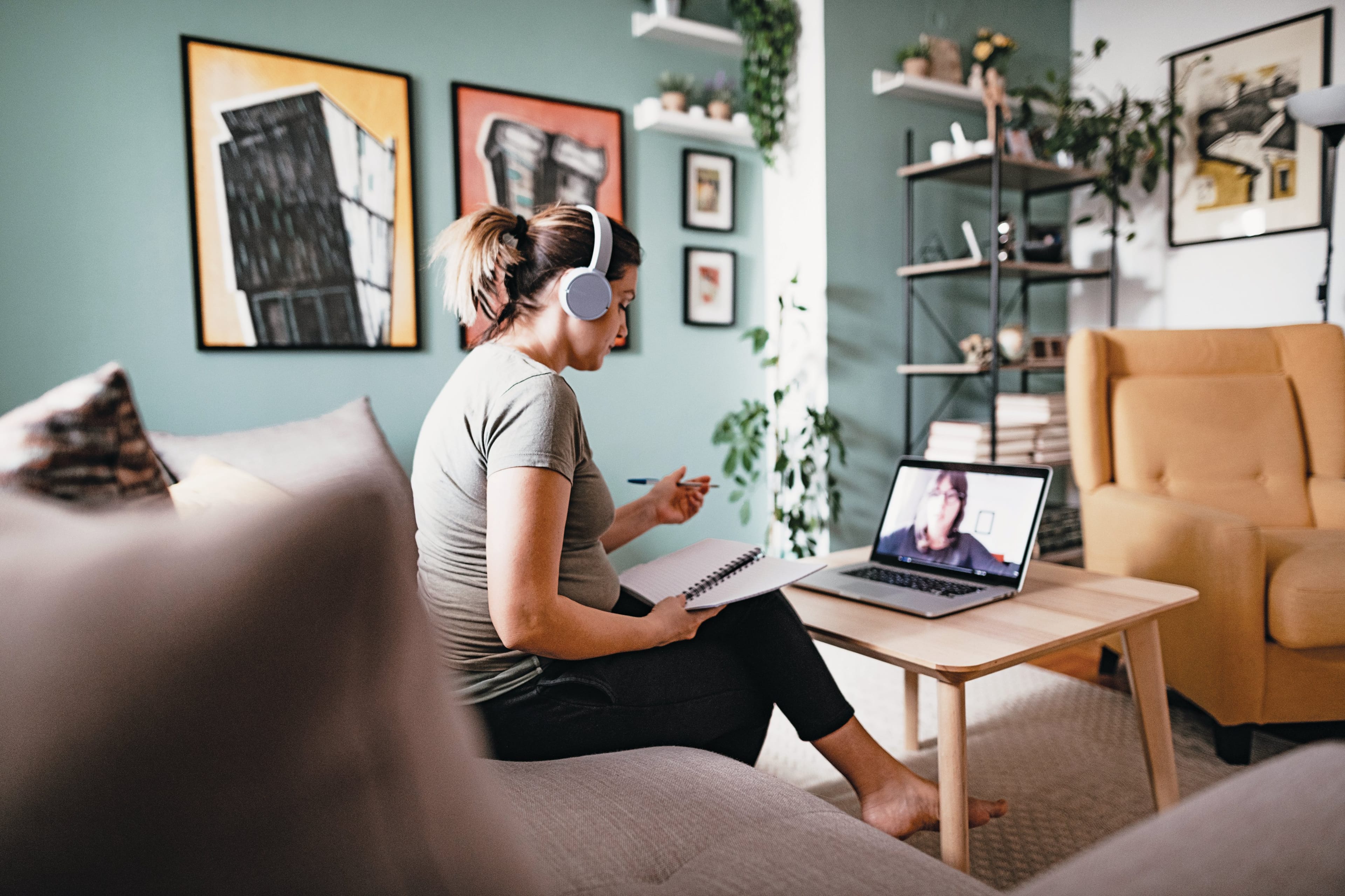 Teleconferencing during COVID-19 lockdown. (Getty Images)