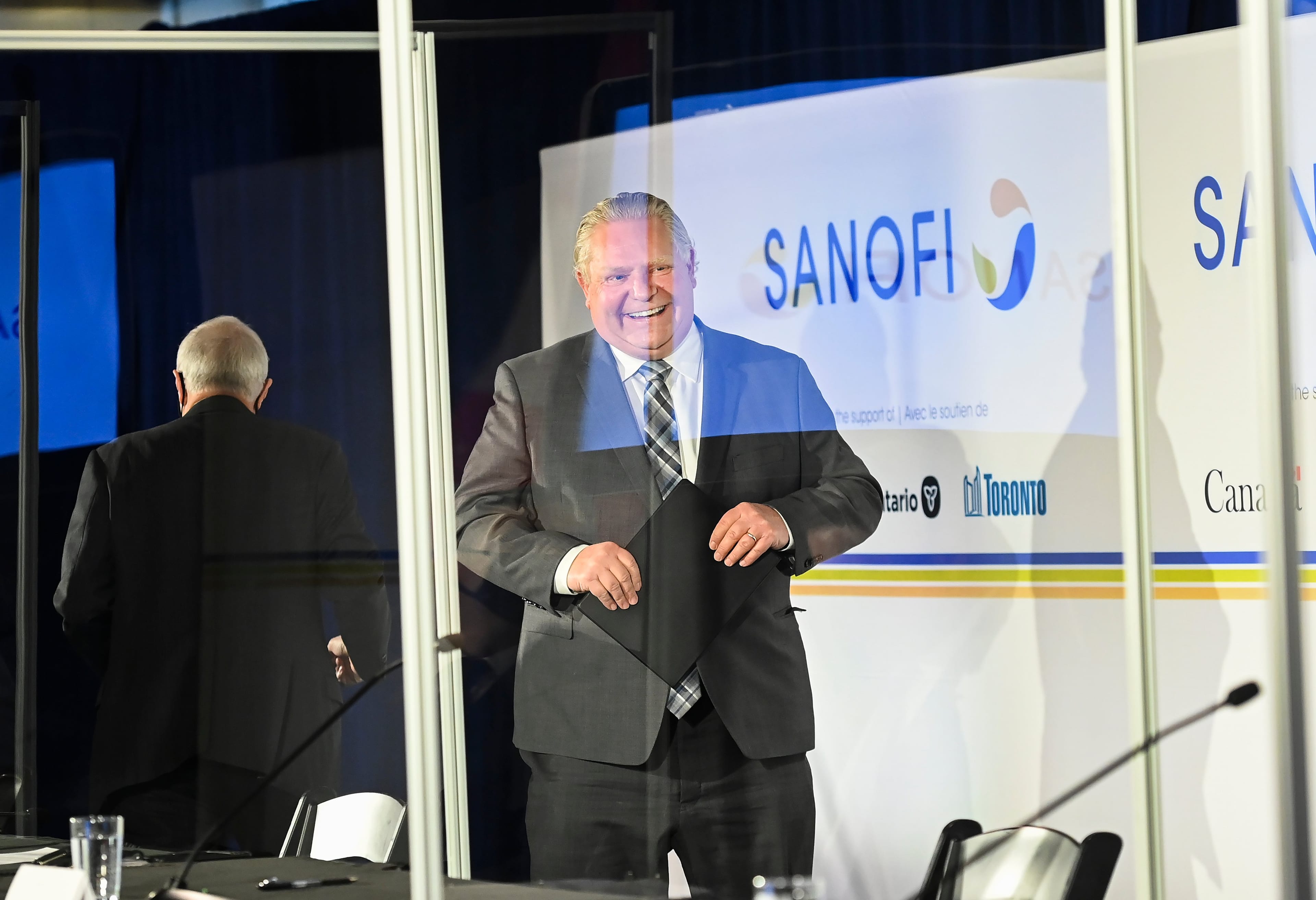 Ford announces $925-million in funding to expand Canada's vaccine manufacturing capacity, on March 31, 2021 (CP/Nathan Denette)