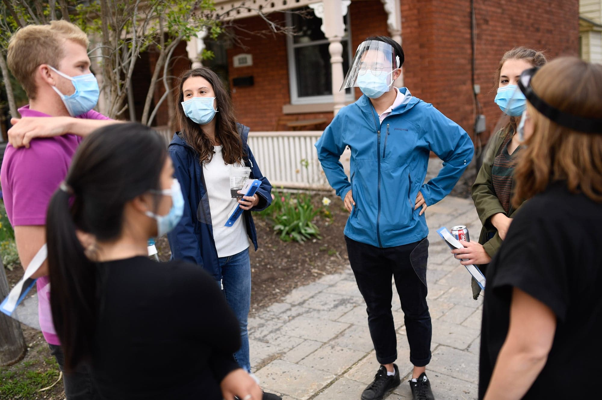 First-year medical students from the University of Ottawa (Photograph by Justin Tang)