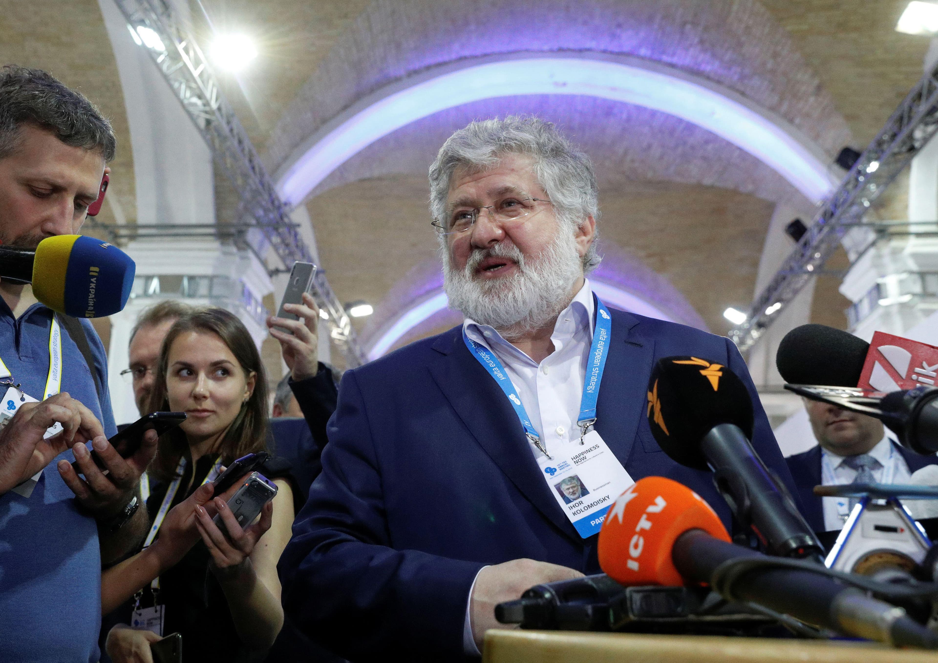 Ukrainian business tycoon Ihor Kolomoisky speaks with journalists on the sidelines of the Yalta European Strategy (YES) annual meeting in Kiev, Ukraine September 13, 2019. (Valentyn Ogirenk/Reuters/Alamy)