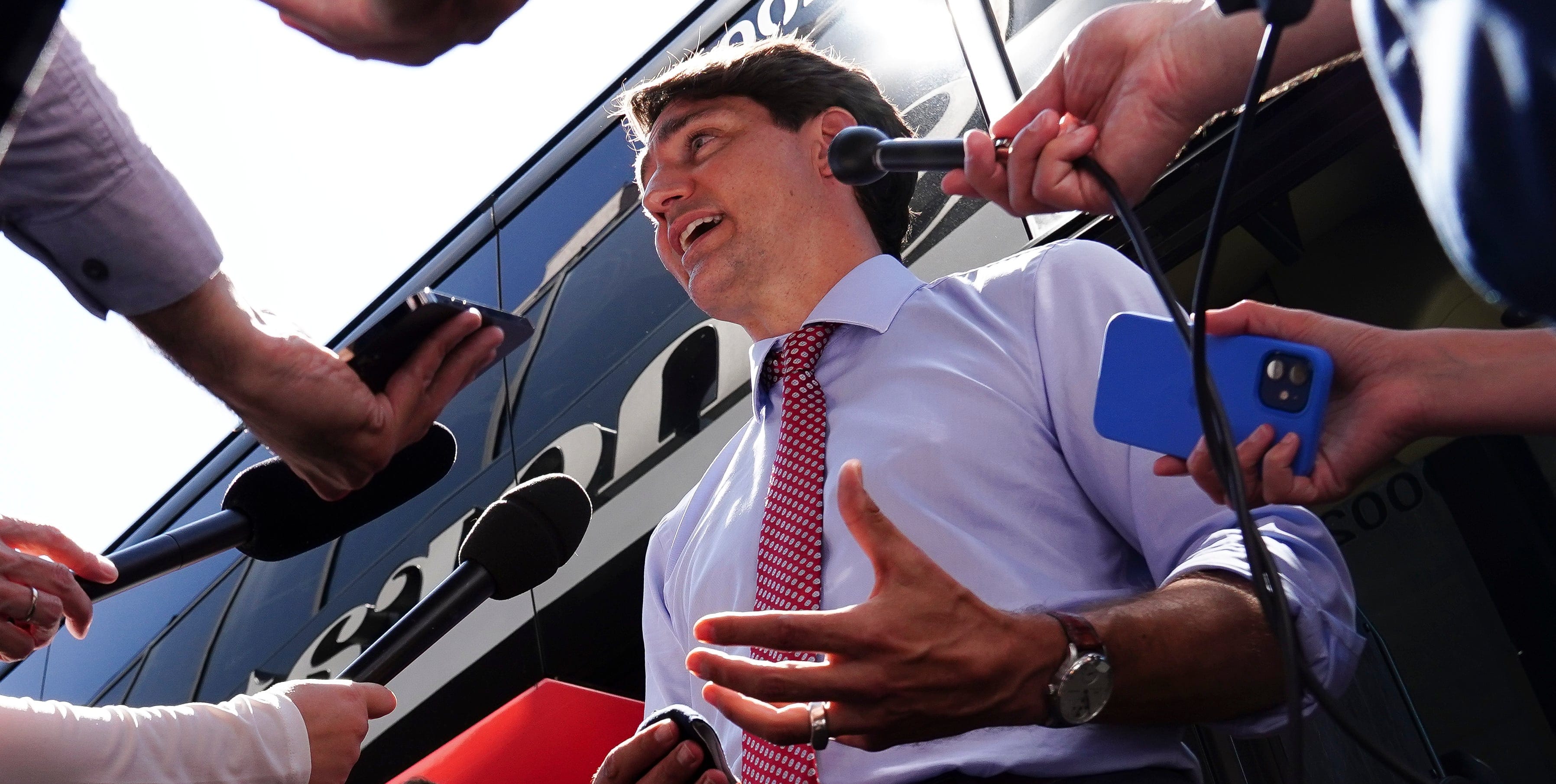 Trudeau talks with reporters in Hamilton, Ont., on Aug 24, 2021 (Sean Kilpatrick/CP)