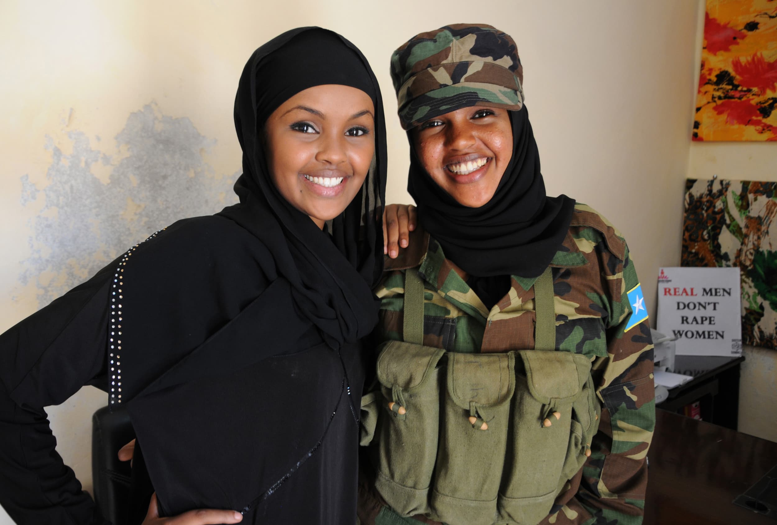 Ilwad (left) in 2013 with her younger sister Iman at Elman Peace in Mogadishu after their return to Somalia (Michelle Shephard/Toronto Star/Getty Images)