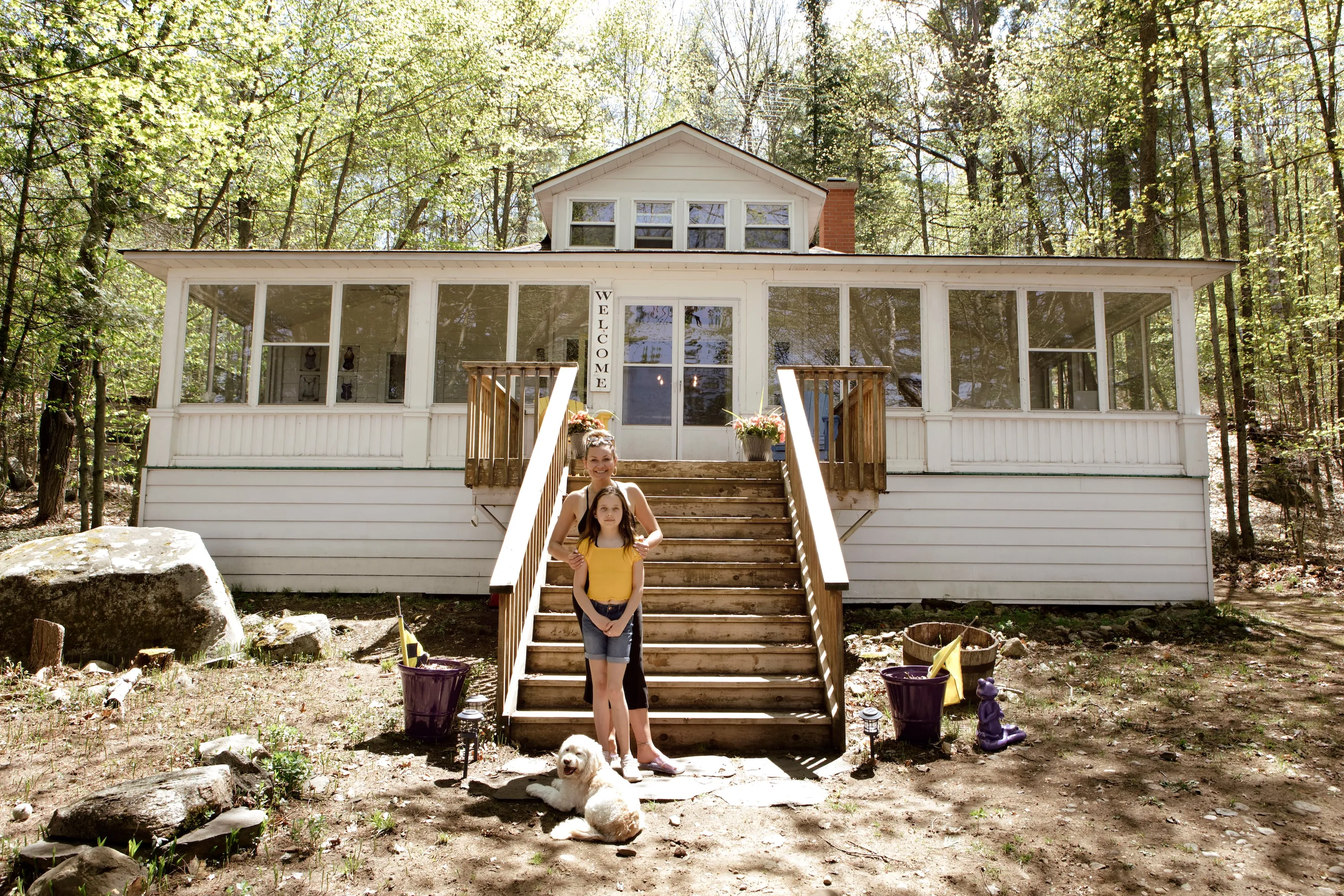 "There’s not a lot of space for hesitation when you’re trying
to buy 'the one'" (Photos by Grady Mitchell)