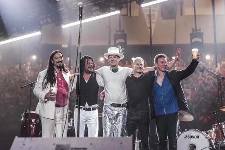 <p>The Tragically Hip wave to the audience at the end of their last concert, in Kngston, on August 20th, 2016. (David Bastedo/The Tragically Hip)</p>
