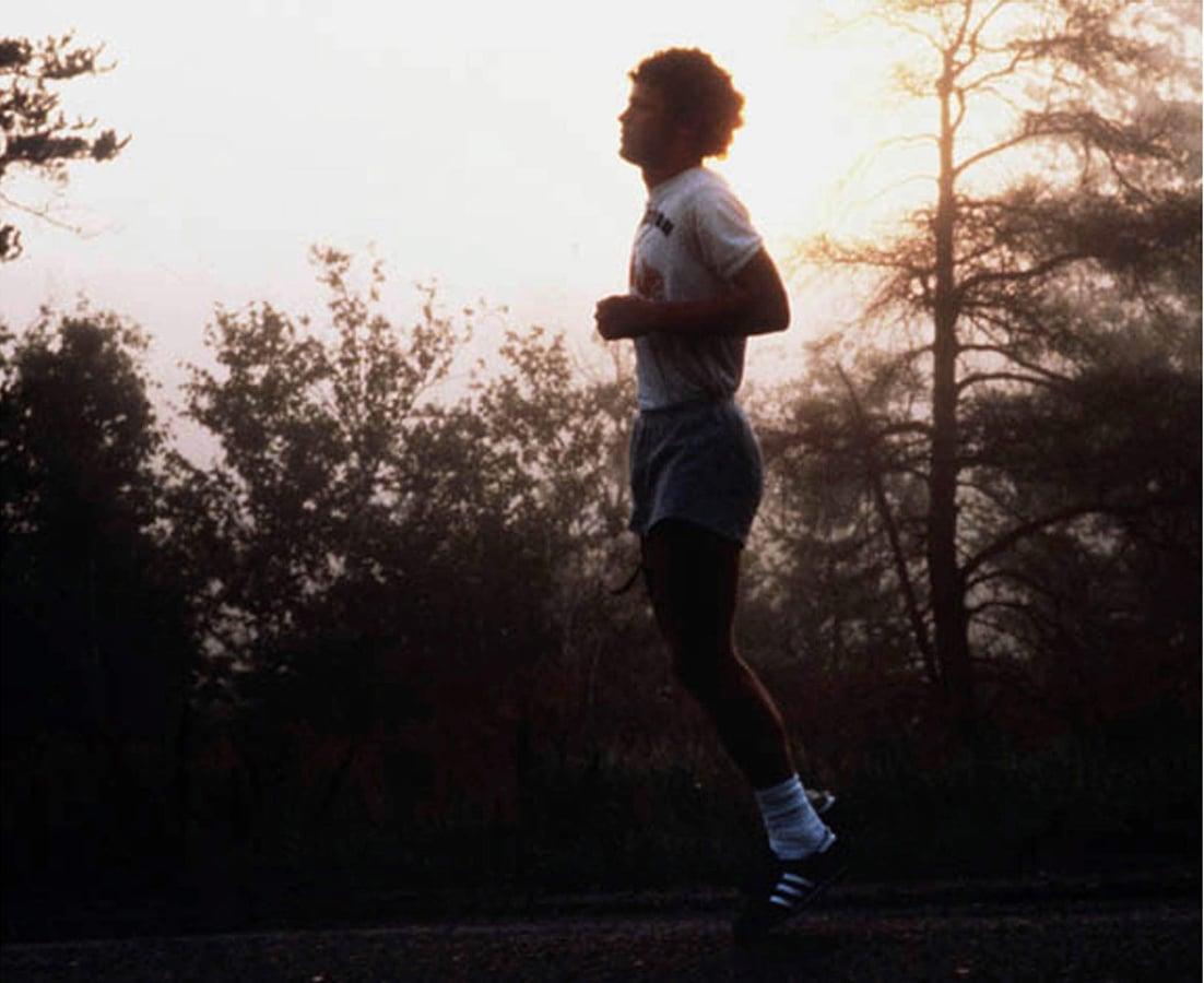 Runner Terry Fox continues his Marathon of Hope run across Canada, Sept. 1980. (CP)