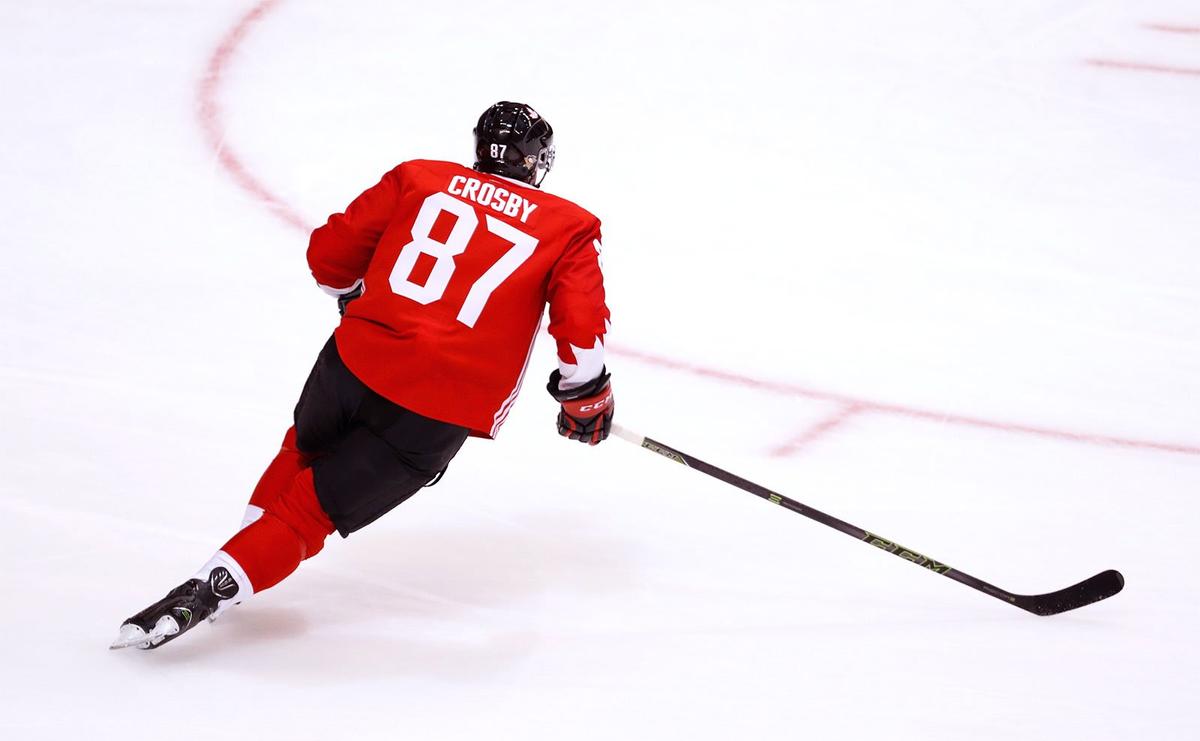 Sidney Crosby #87 of Team Canada warms up prior to playing Team Czech Republic during the World Cup of Hockey on September 17, 2016 in Toronto, Canada. (Gregory Shamus/Getty Images)