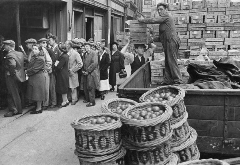 Tomatoes at Covent Garden 10th June 1942.