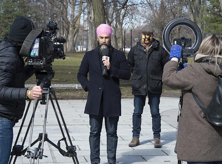 Singh and deputy leader Alexandre Boulerice hold a news conference in Montreal on March 29, 2021 (CP/Ryan Remiorz)