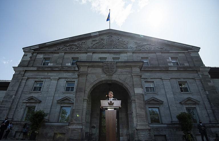 Prime Minister Justin Trudeau speaks to reporters at Rideau Hall after meeting with Governor-General Mary Simon to ask her to dissolve Parliament, triggering an election. (Justin Tang/CP)